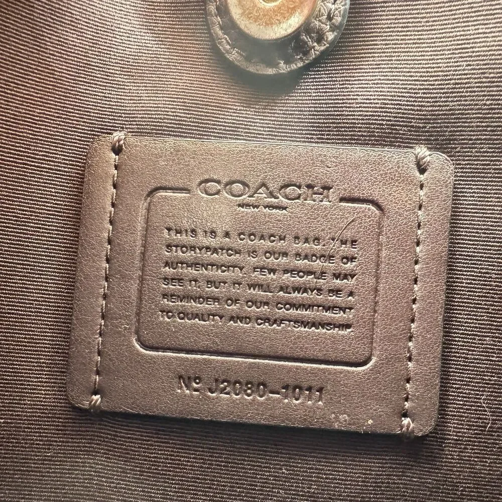 Coach Town Bucket Small Black Pebbled Leather Crossbody Shoulder Bag 1011